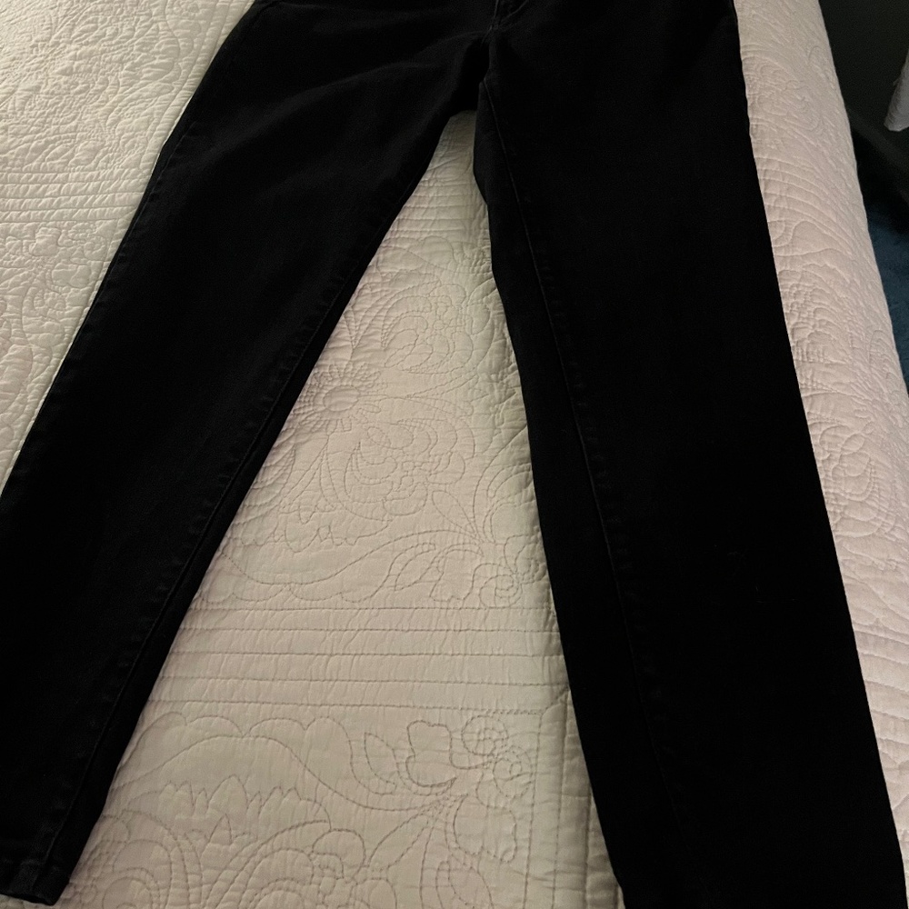 Simply Vera black skinny jeans, size 10R.